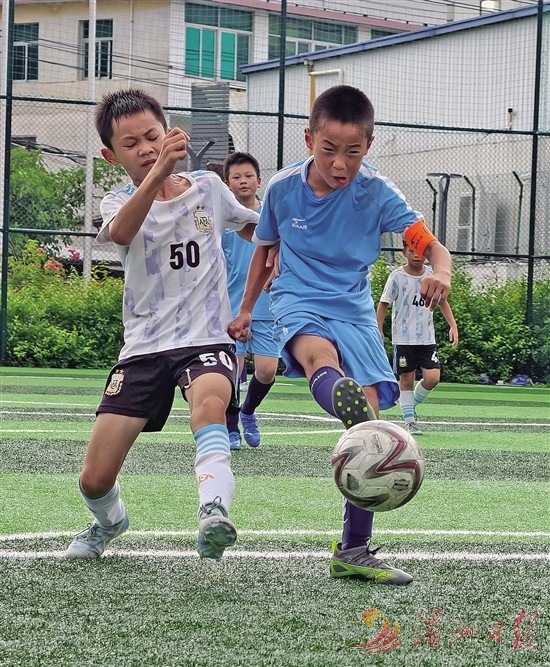 火热开赛, 早来到赛场 火热开赛, 早来到赛场